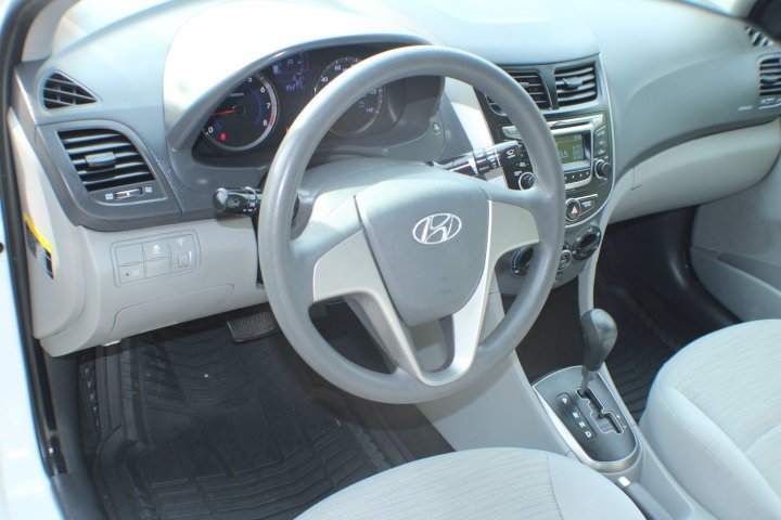 Used 2017 Century White Hyundai SE image 7