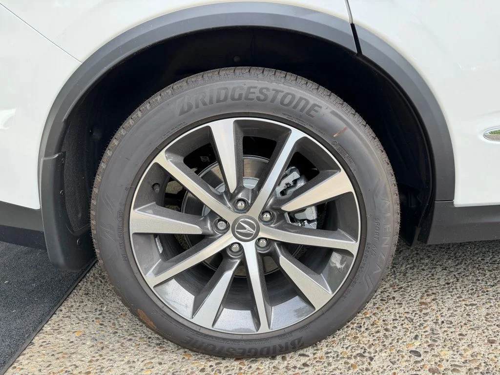 New 2026 Platinum White Pearl Acura Technology Package image 9