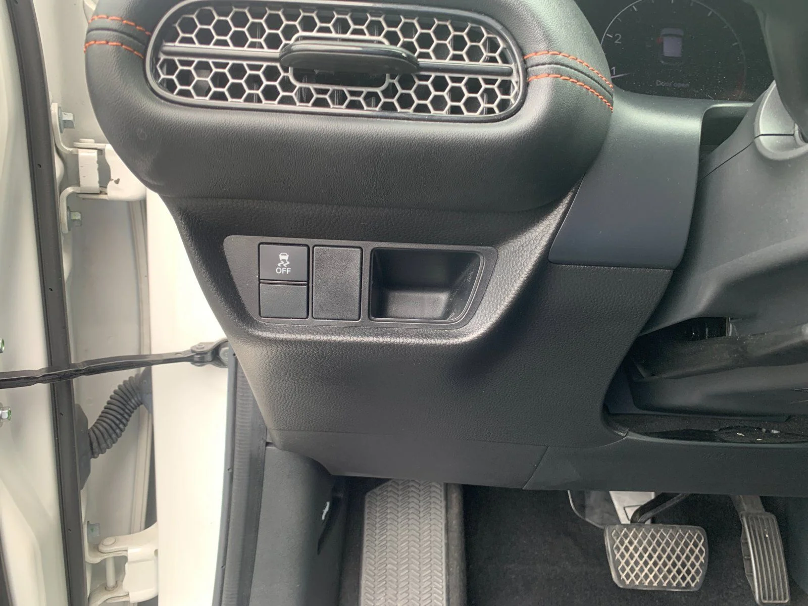 Used 2024  Honda Sport image 31