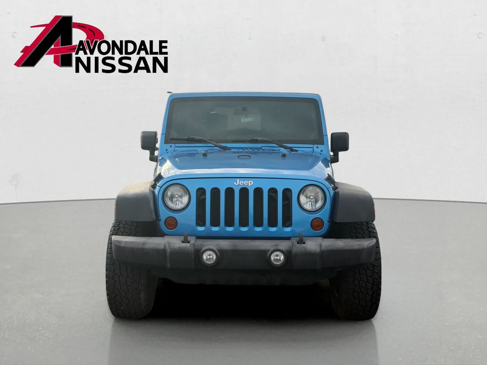 Used 2010 Surf Blue Pearl Jeep Islander image 9