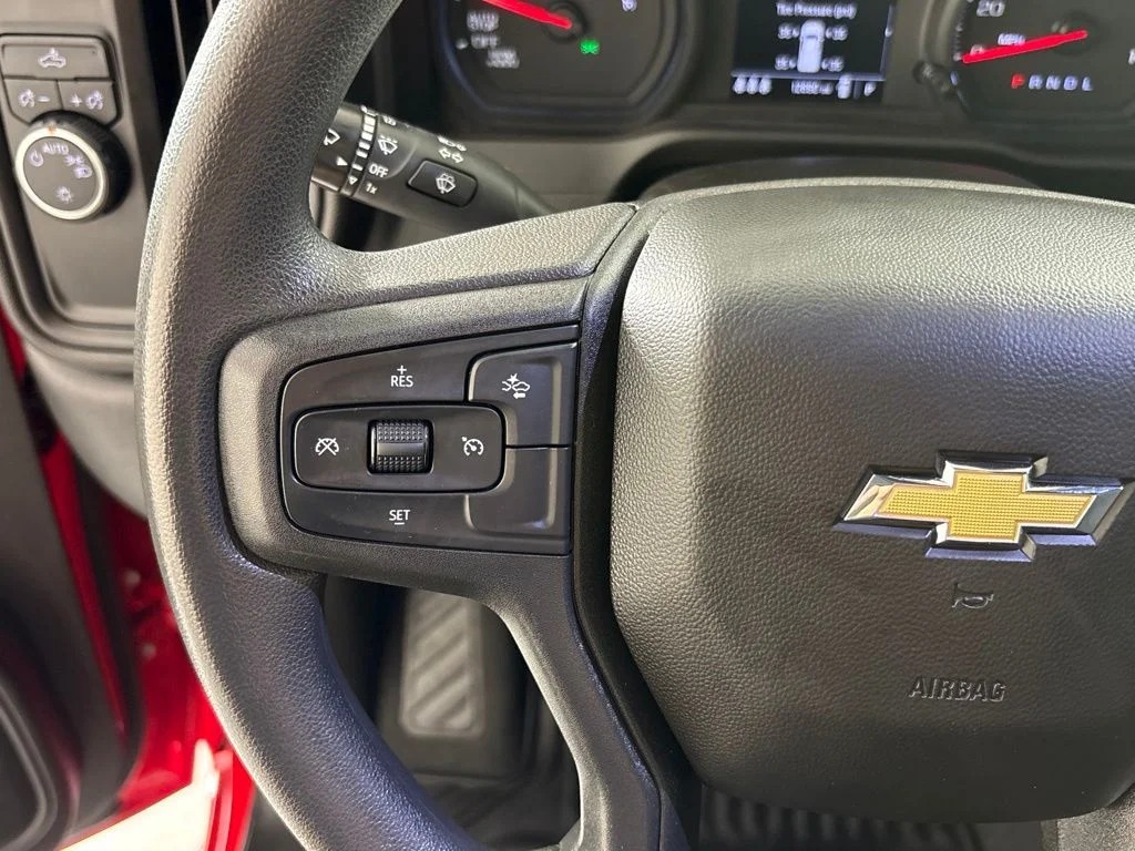Used 2025 Red Chevrolet Custom image 30