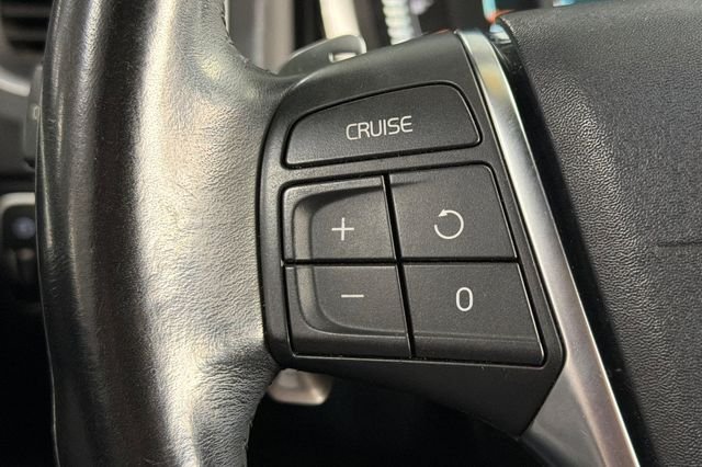 Used 2015 Gray Metallic Volvo T5 Premier image 32