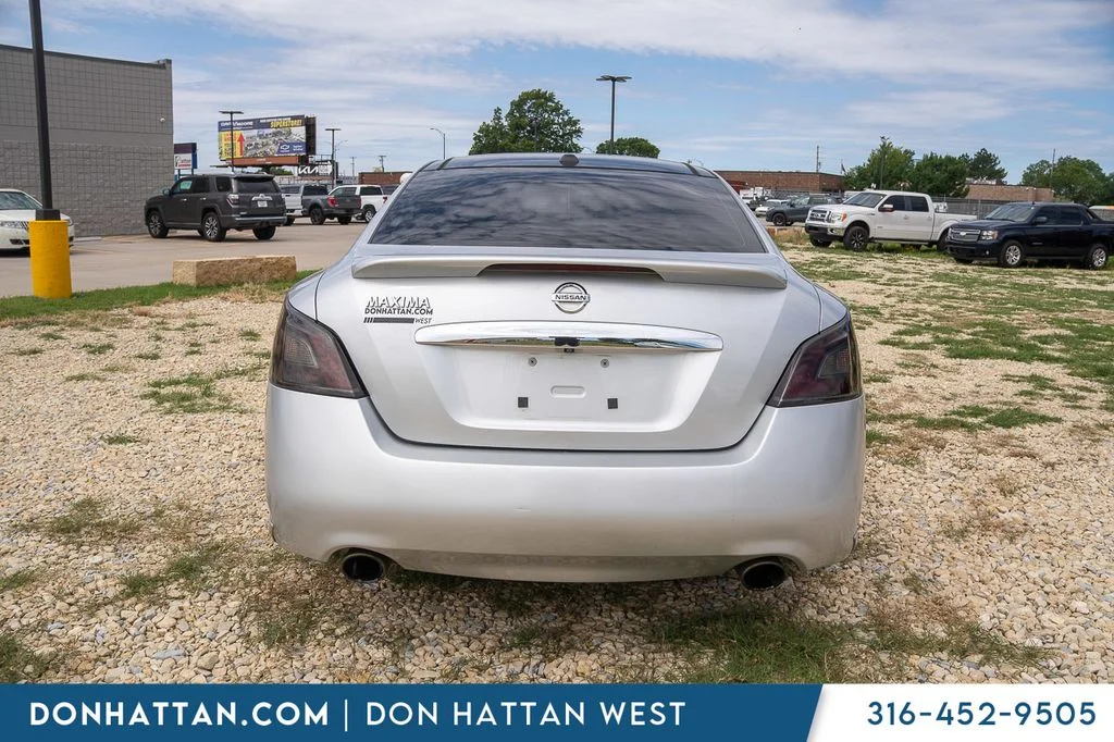 Used 2012 Silver Nissan 3.5 SV image 29
