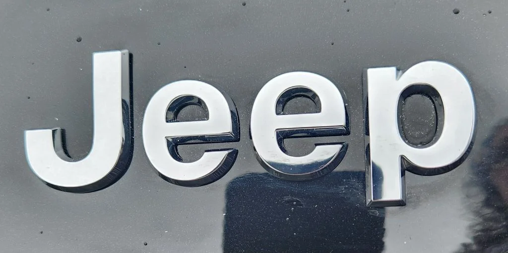 Used 2023 Black Jeep Limited image 55