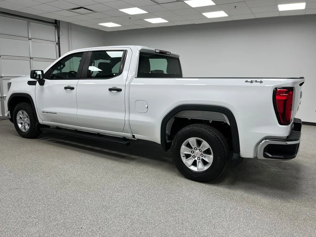 Used 2023 White GMC Pro image 7