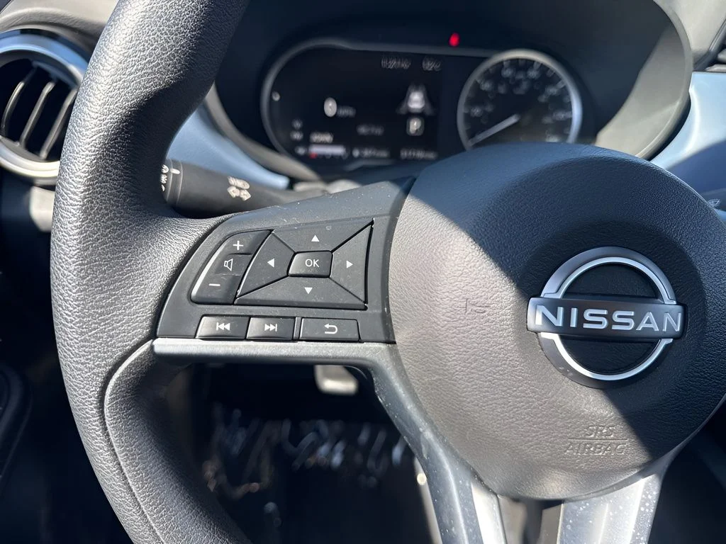 Used 2025 White Nissan 1.6 SV image 13