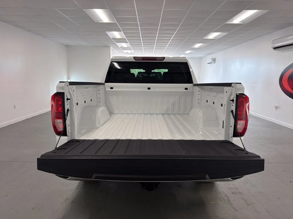 New 2026 Summit White GMC Pro image 8