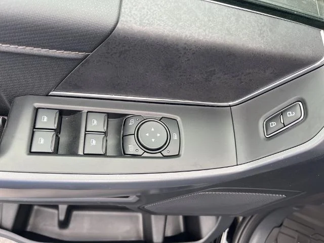New 2026 Agate Black Metallic Ford XLT image 15
