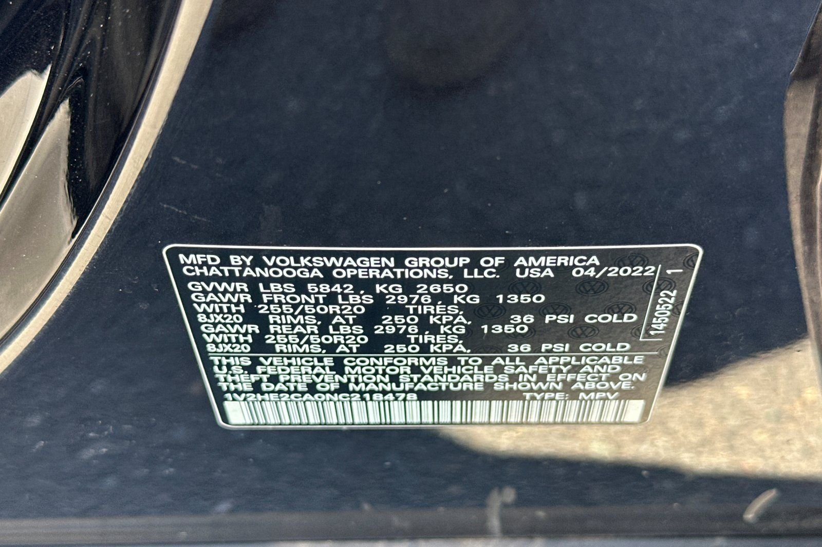 Certified Used 2022 Deep Black Pearl Volkswagen 3.6L V6 SE w/Technology image 29