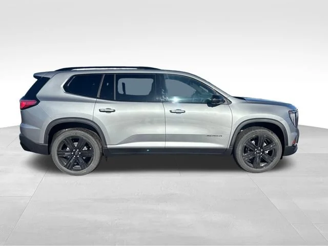 New 2026 Sterling Metallic GMC Elevation image 6