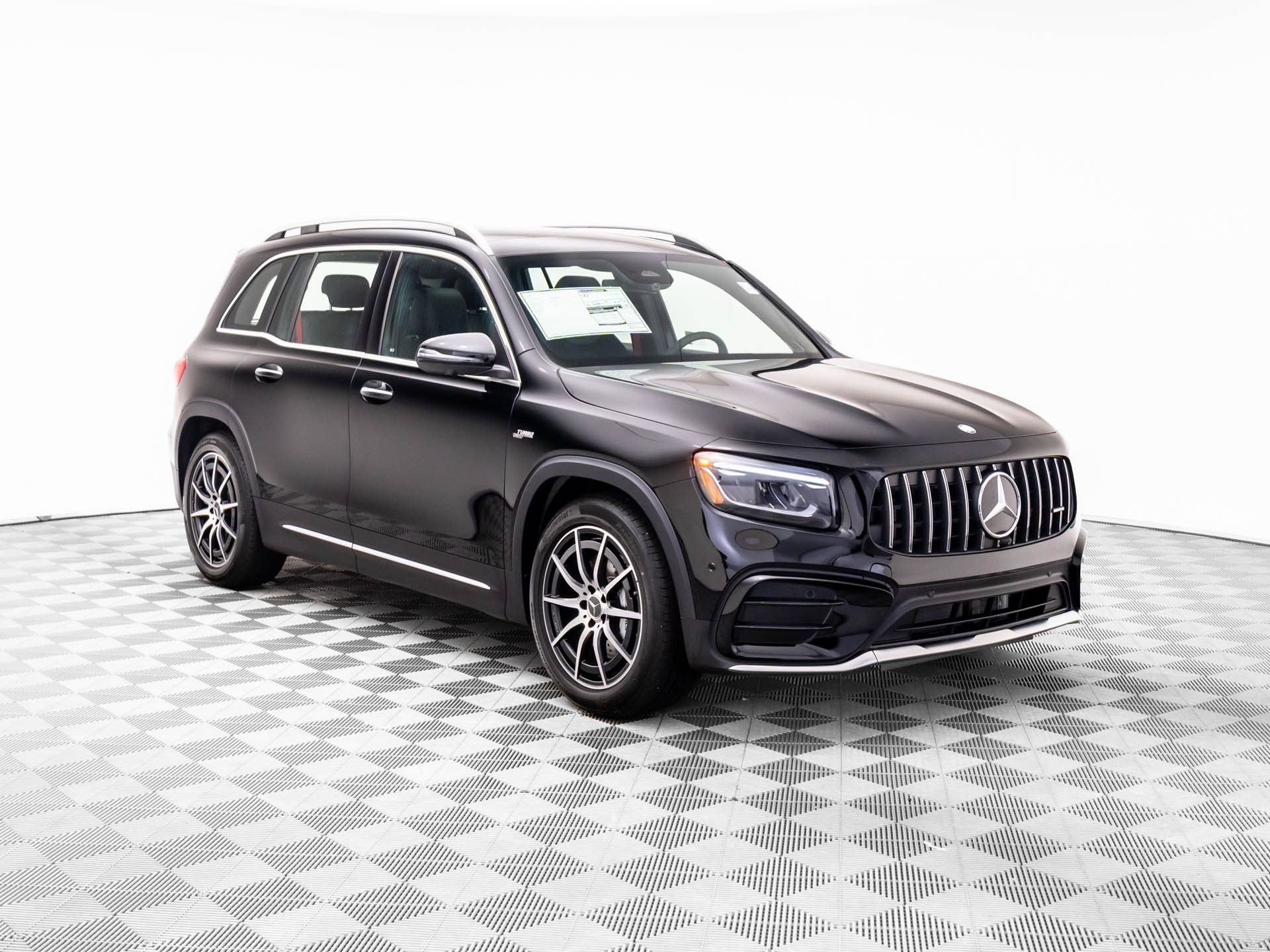 2026 Mercedes-Benz GLB AMG GLB 35 - Photo 46