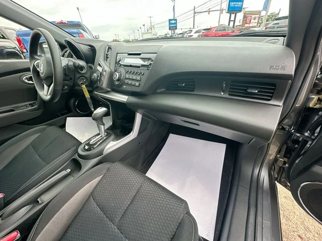 Used 2015  Honda Base image 29