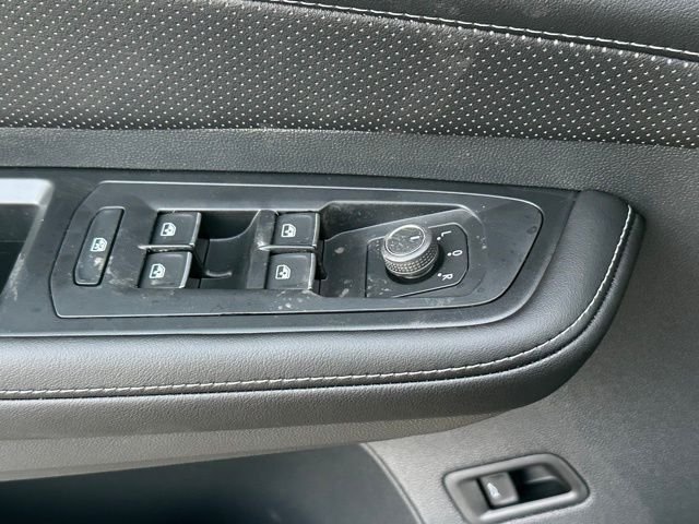 New 2026 Deep Black Pearl Volkswagen 2.0T SE w/Technology image 20