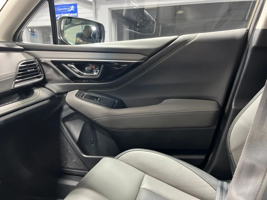Used 2020 Green Metallic Subaru Onyx Edition XT image 15