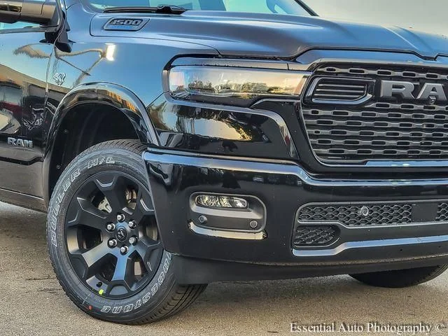 New 2026 Diamond Black Crystal Pearlcoat RAM Big Horn/Lone Star image 3