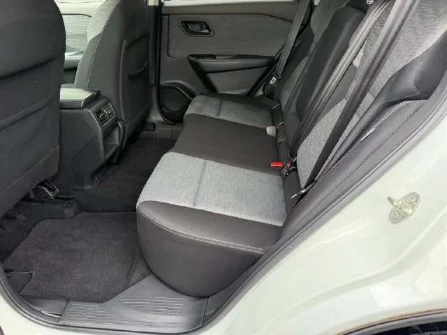 Used 2021 White Nissan S image 8