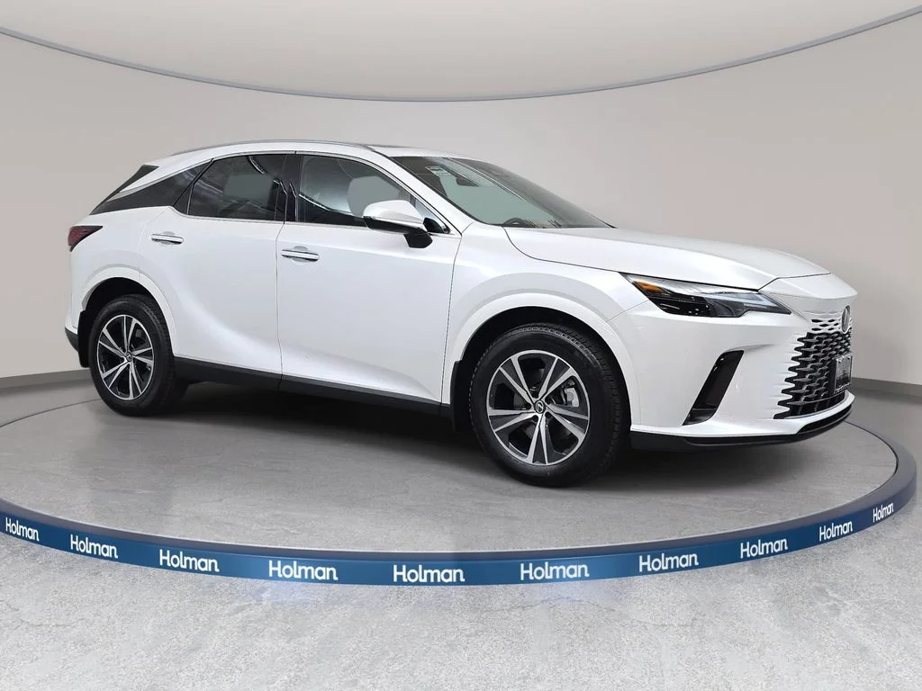 New 2026 Eminent White Pearl Lexus AWD image 3
