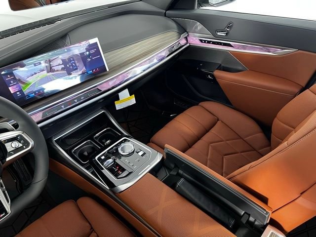 New 2025 Black BMW 760i xDrive image 29