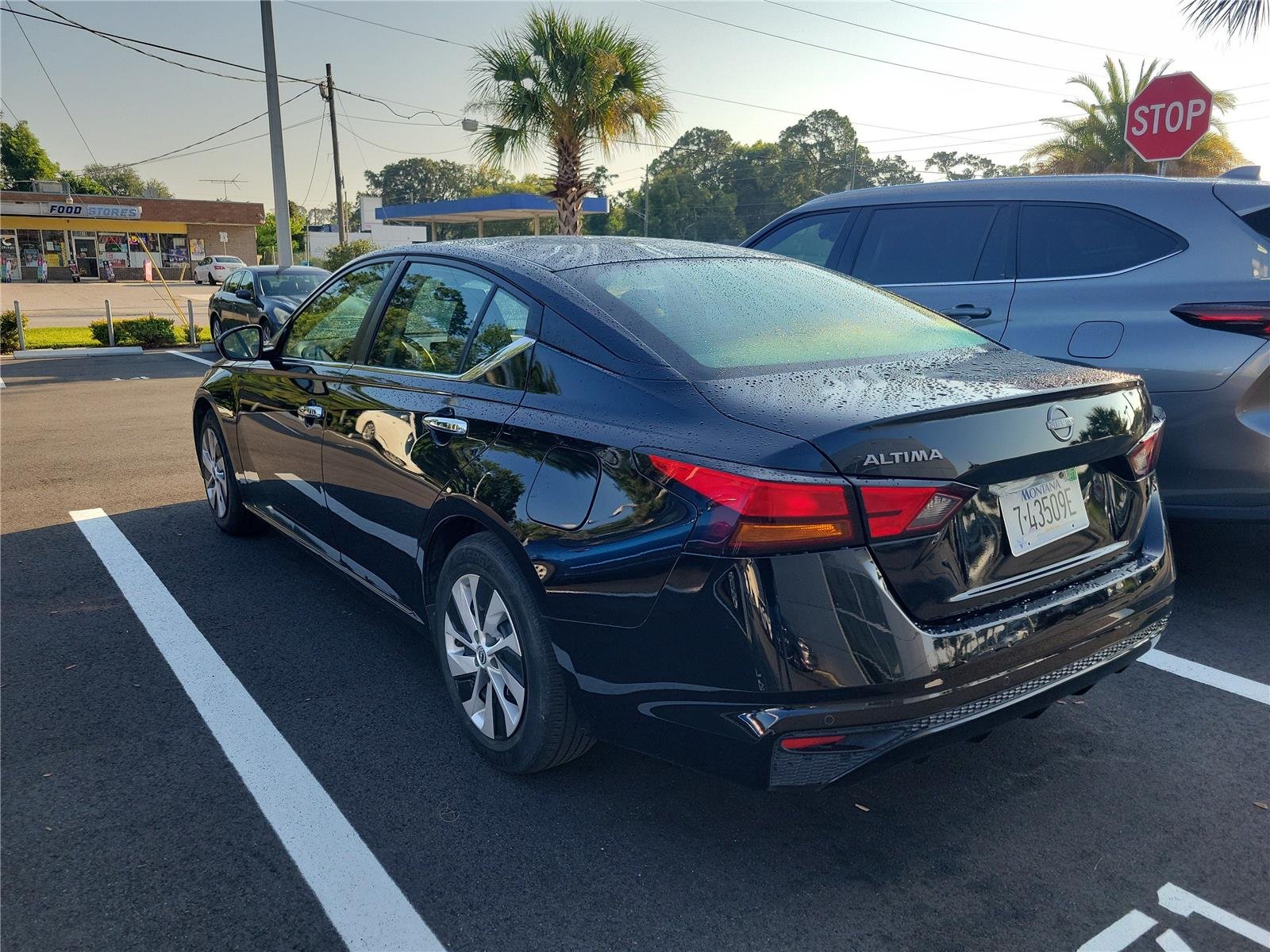 Used 2024 Super Black Nissan 2.5 S image 2
