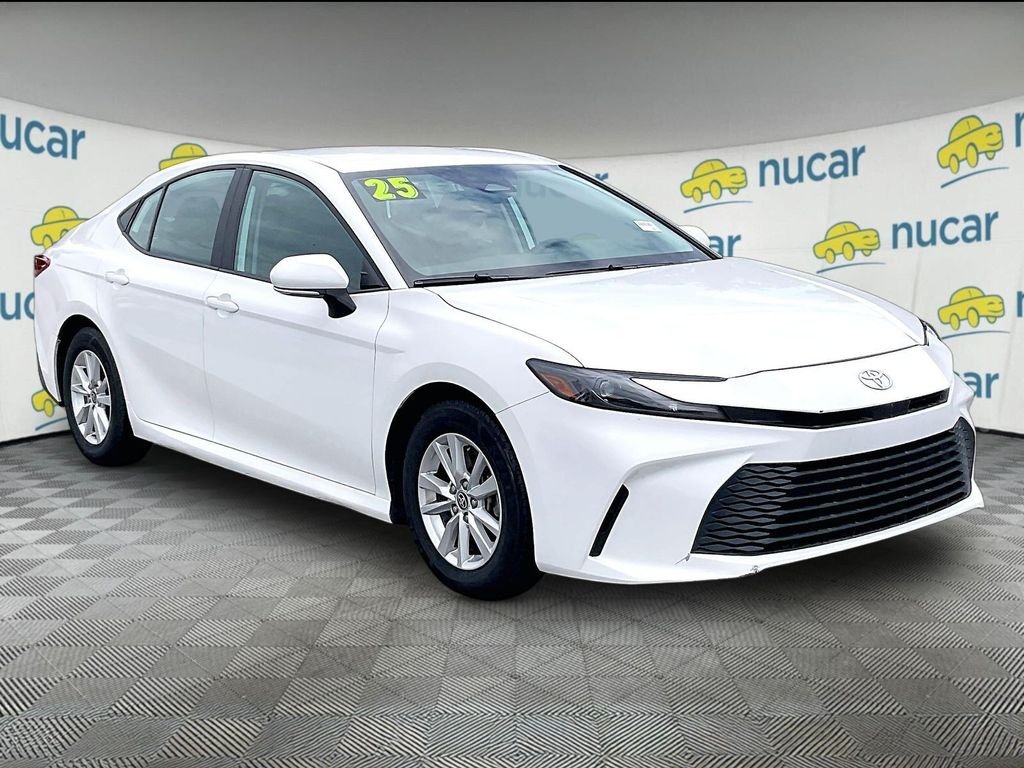 Used 2025 Ice Toyota LE image 1