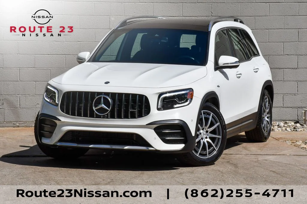 2022 Mercedes-Benz GLB GLB 35 AMG 4MATIC's photo