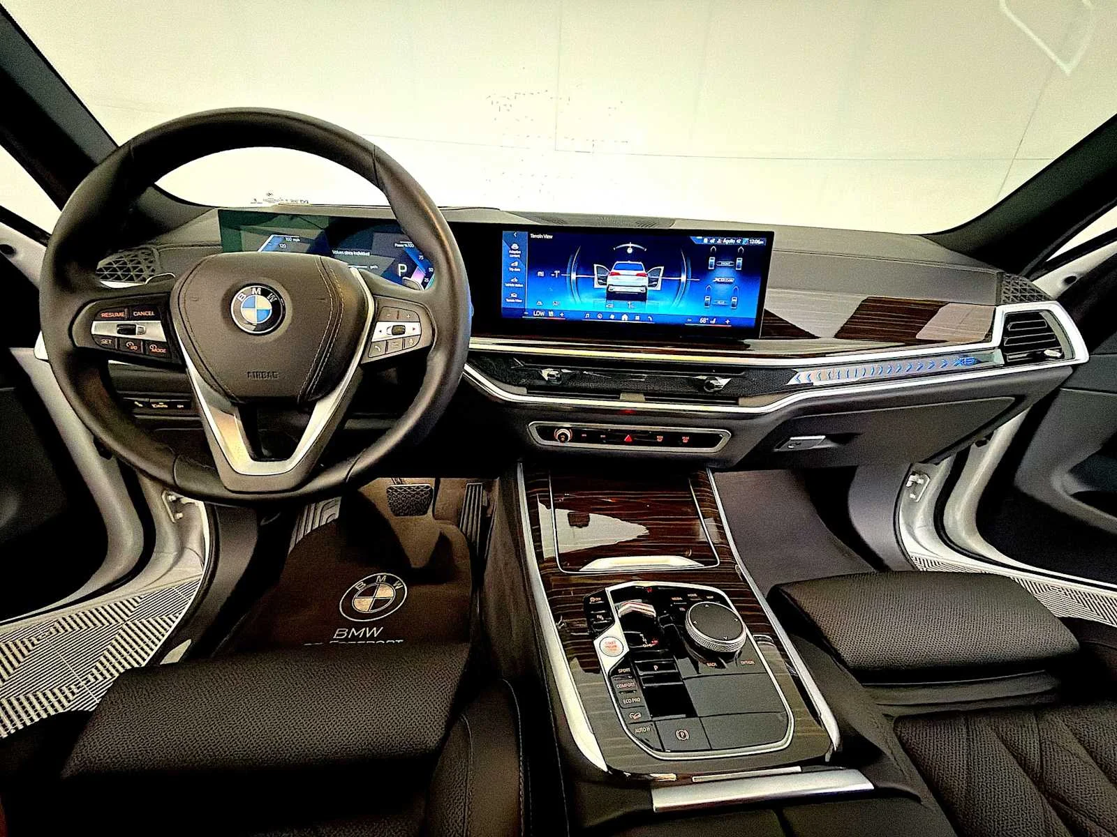 Certified Used 2024 Mineral White Metallic BMW xDrive40i image 12