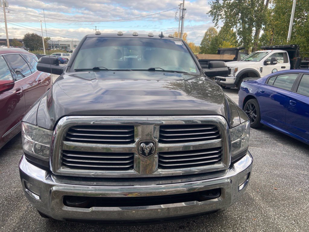 Used 2017 Granite Crystal Metallic Clearcoat Ram Big Horn image 2