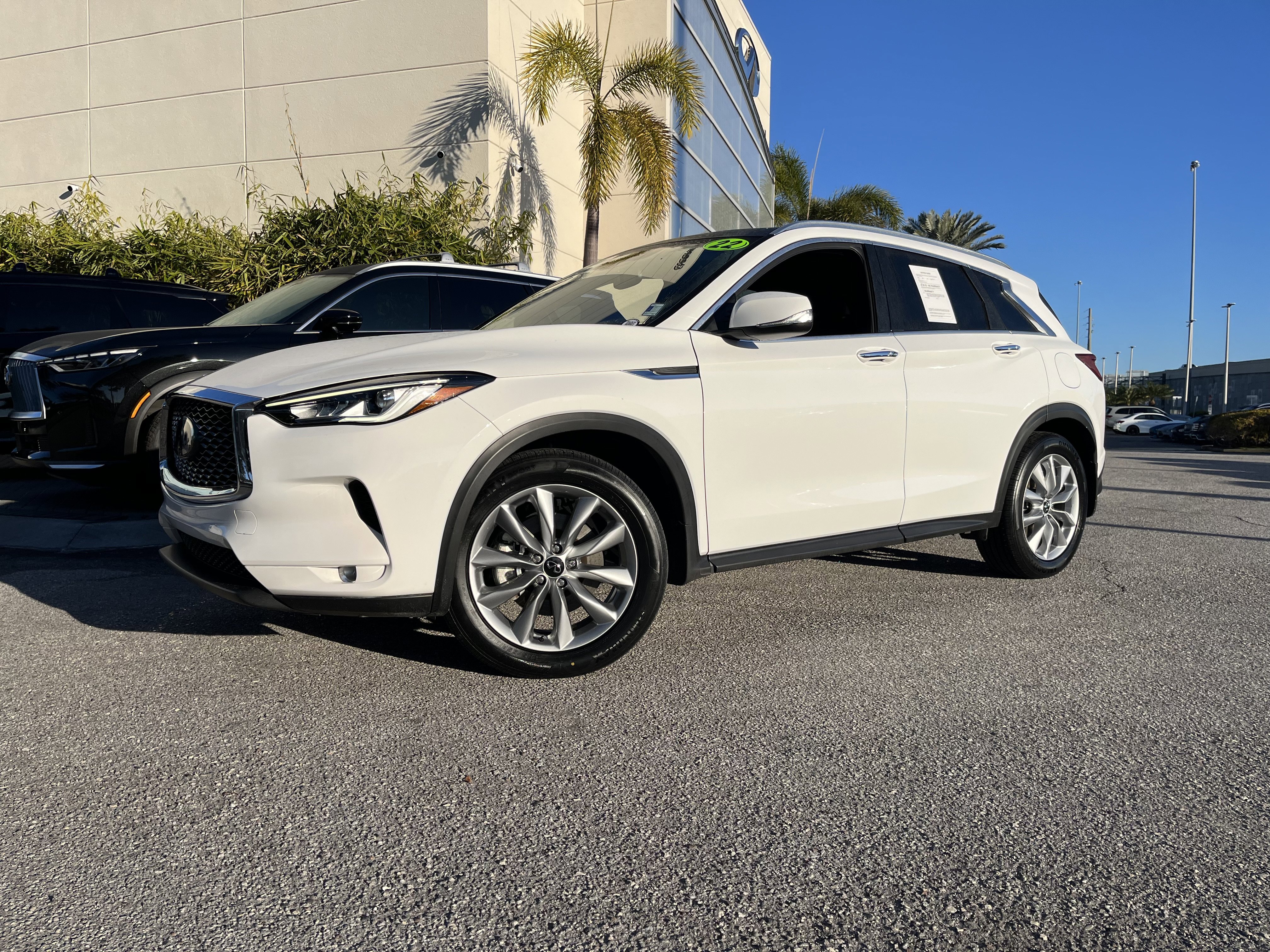 2022 INFINITI QX50 Luxe