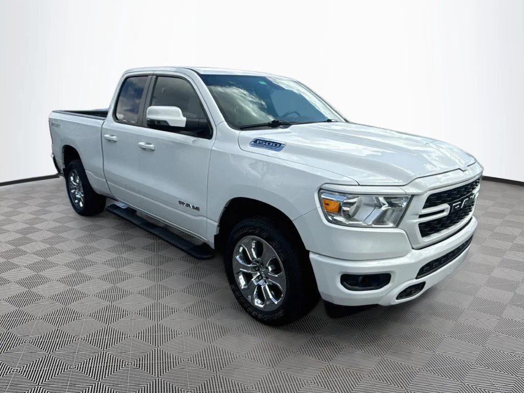 Used 2023 White Ram Big Horn/Lone Star image 4