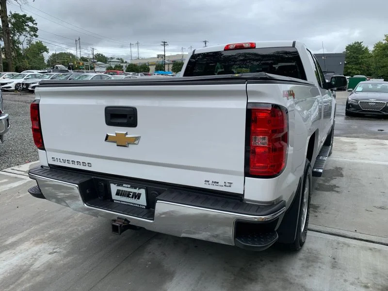 Used 2015 White Chevrolet LT Pickup 4D 6 1/2 ft image 13