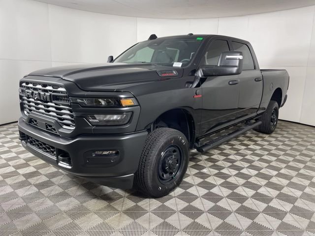 New 2025 Diamond Black Crystal Pearl-Coat Exterior Paint RAM Tradesman image 4