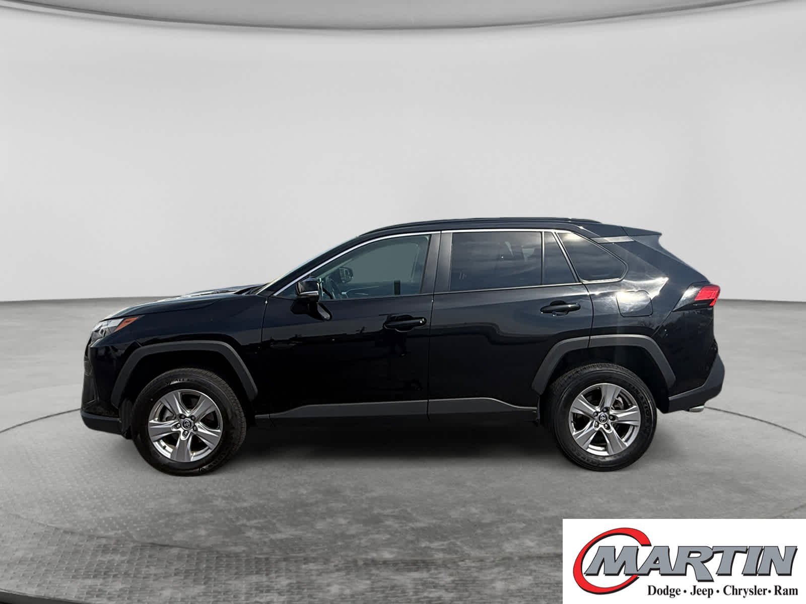 Used 2025 Midnight Black Metallic Toyota XLE image 8