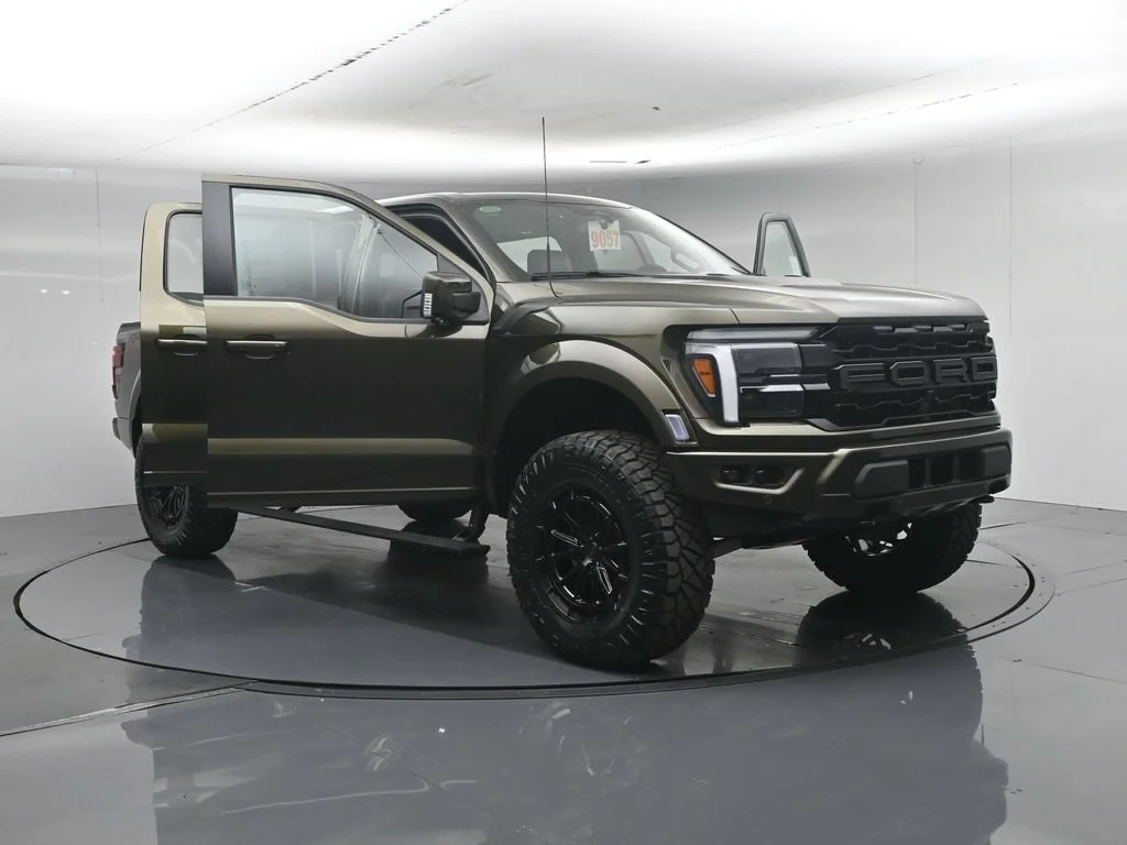New 2026 Shelter Green Ford Raptor image 35