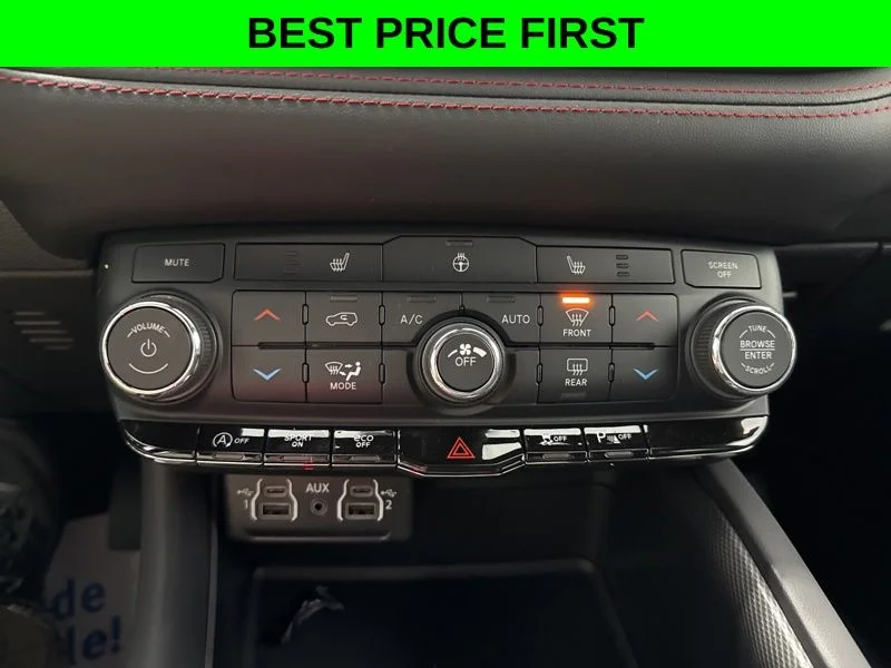 New 2026 Diamond Black Clear-Coat Exterior Paint Dodge GT image 21