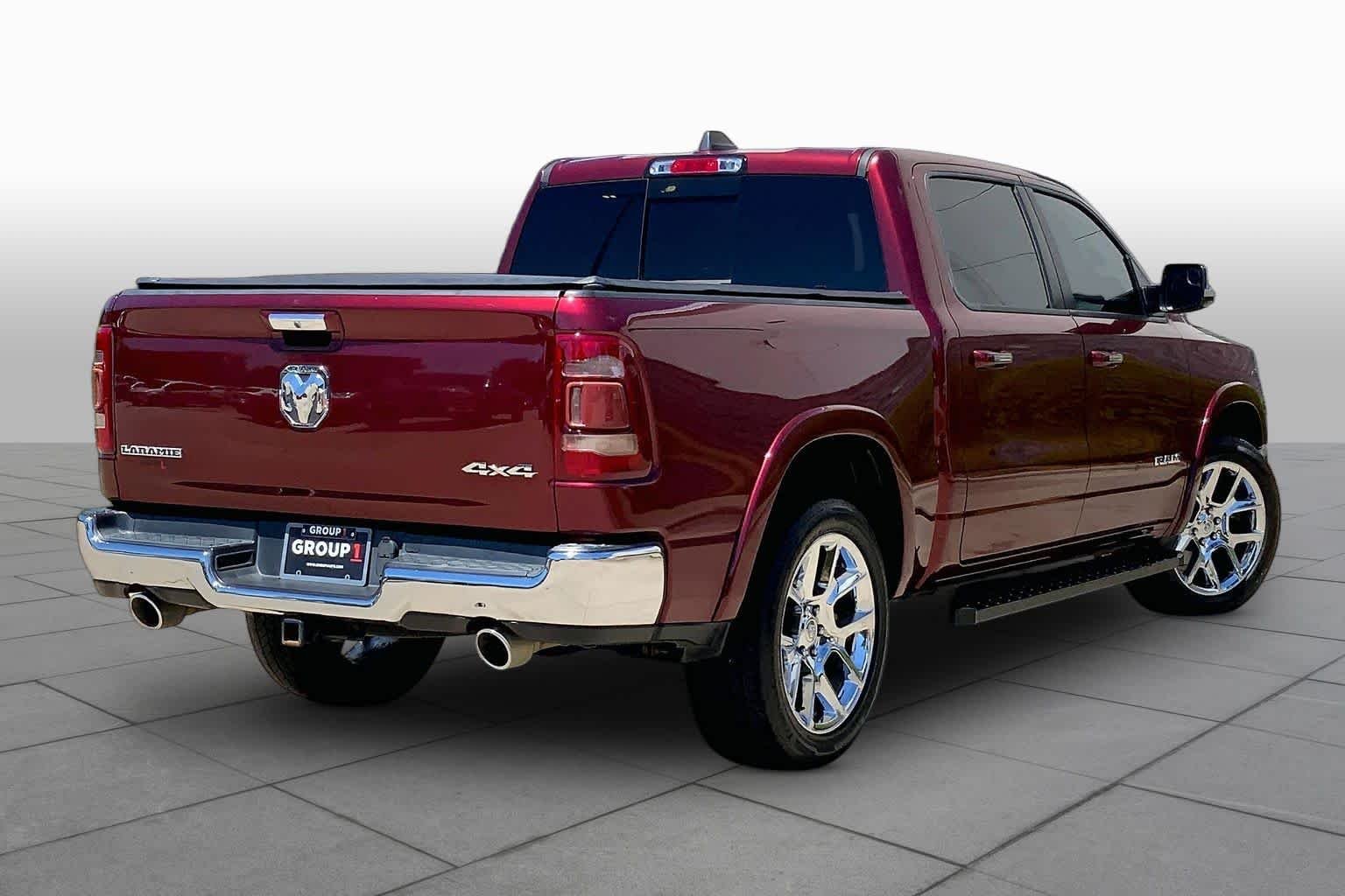 Used 2019 Delmonico Red Pearlcoat Ram Laramie image 13