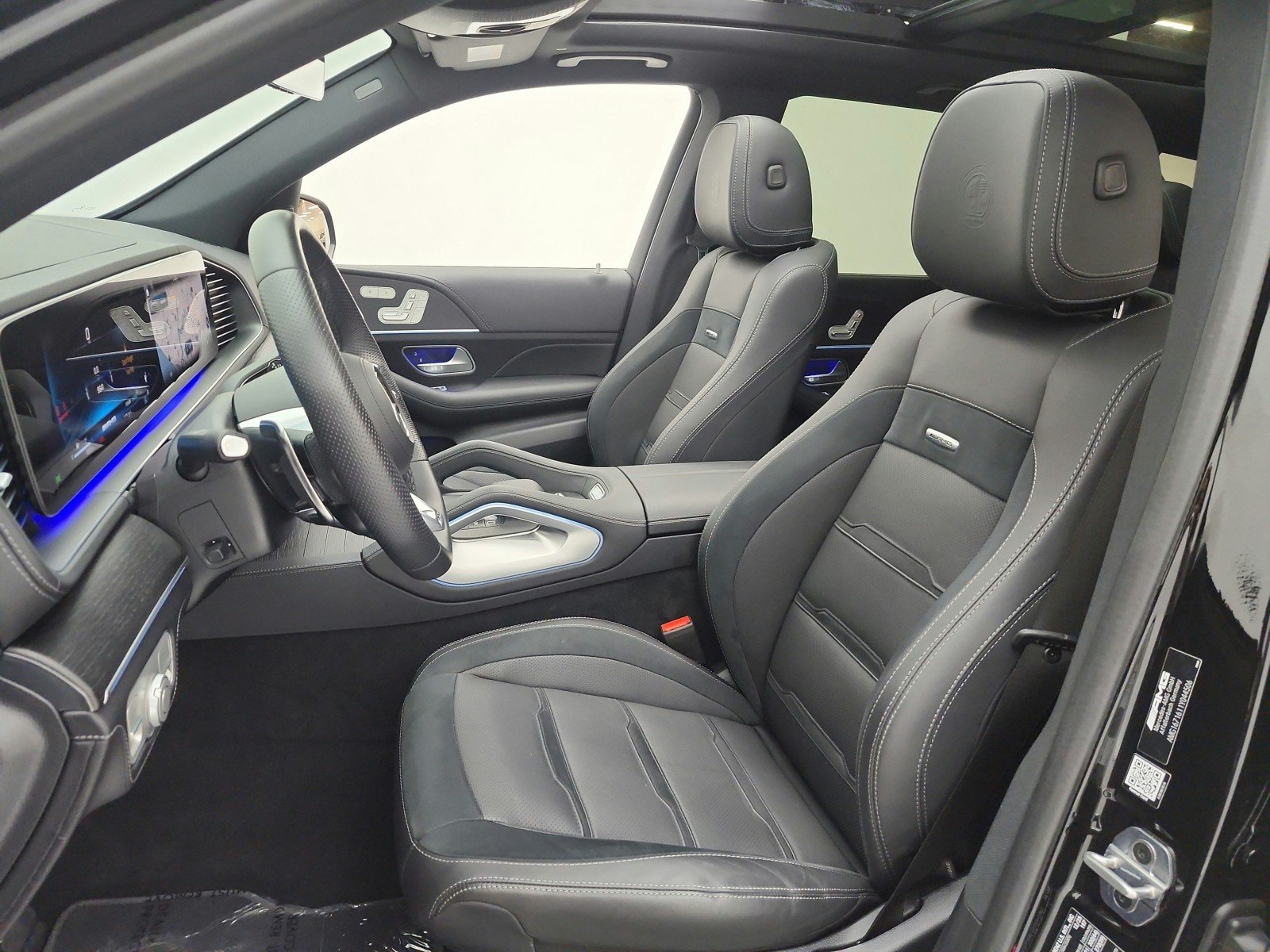 Certified Used 2026 Obsidian Black Metallic Mercedes-Benz AMG® GLE 53 4MATIC+ SUV image 15