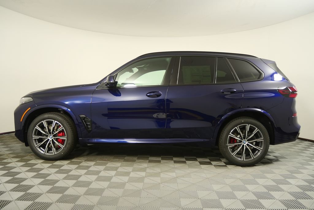 Used 2026 Tanzanite Blue II Metallic BMW xDrive40i image 3
