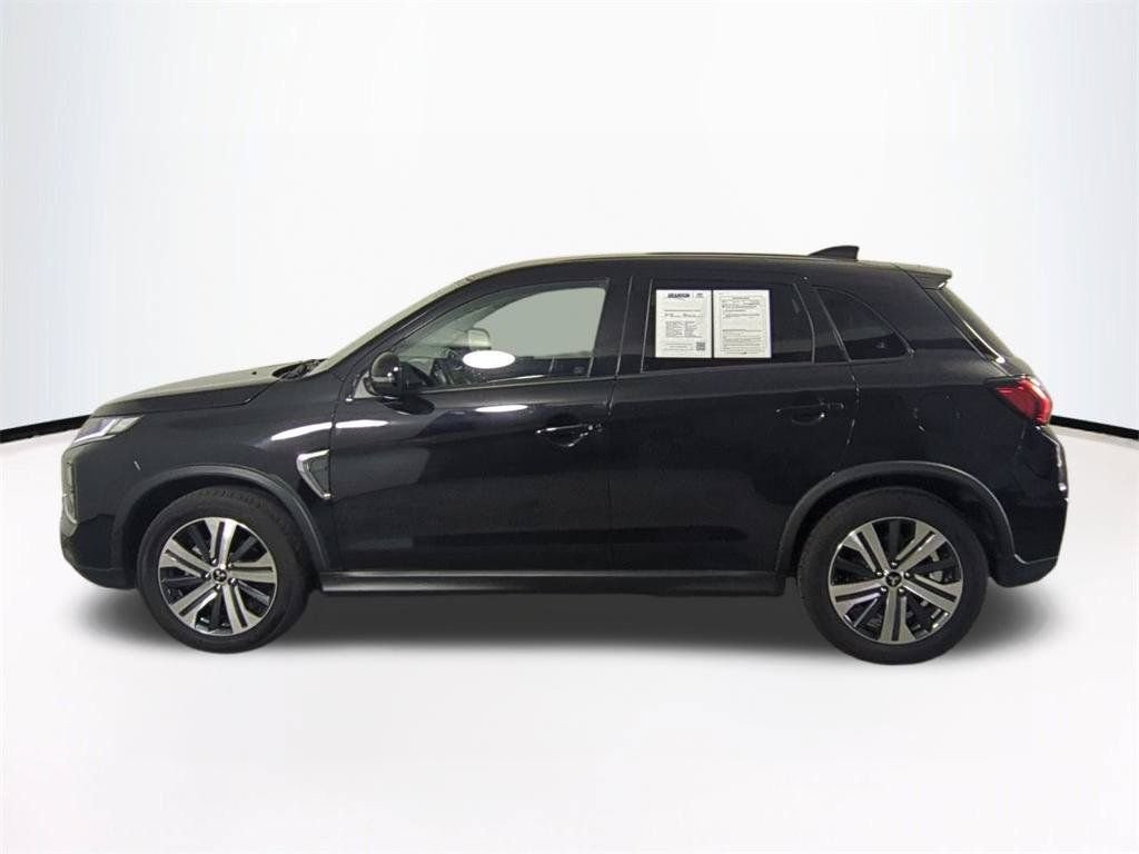 Used 2024  Mitsubishi 2.0 ES image 8