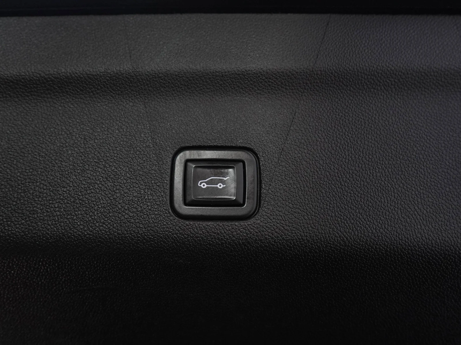 Used 2021 ONYX BLACK GMC Denali image 11