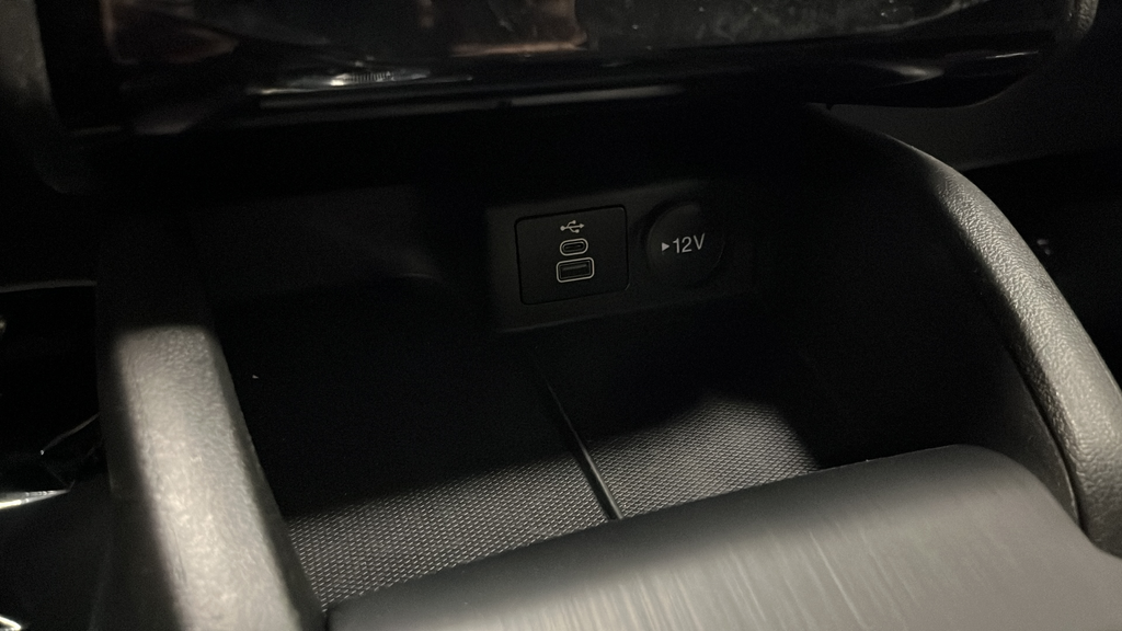 Used 2024 Carbonized Gray Metallic Ford ST-Line image 30