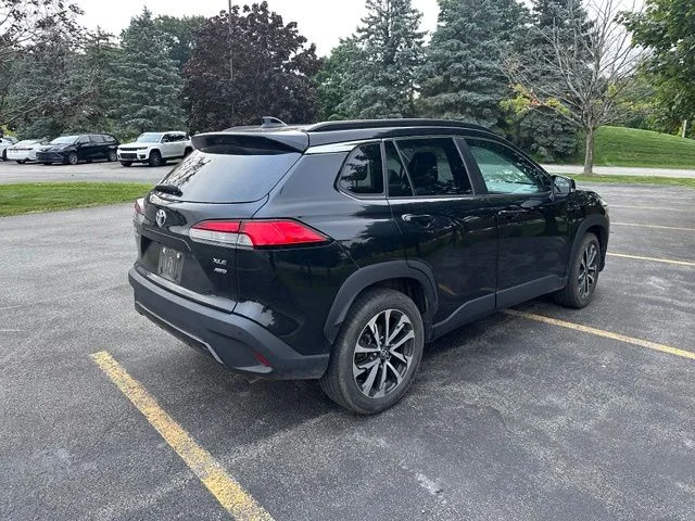 Used 2022 Black Toyota XLE image 3