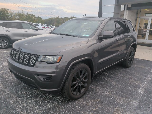 Used 2021 Gray Jeep Laredo X 4x4 image 5