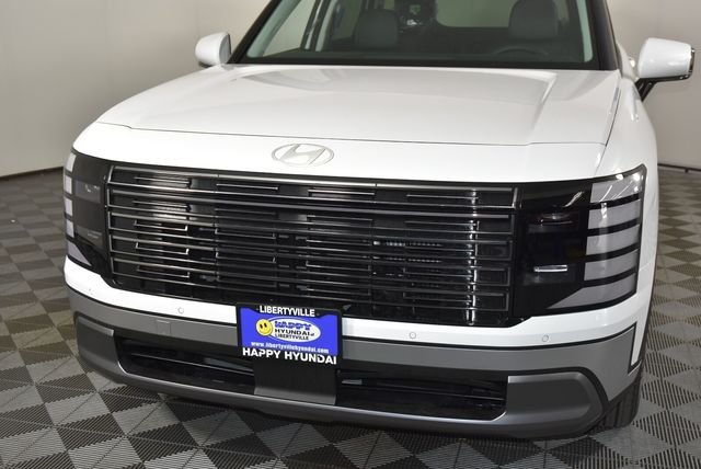 New 2026 White Hyundai SEL 7P image 4