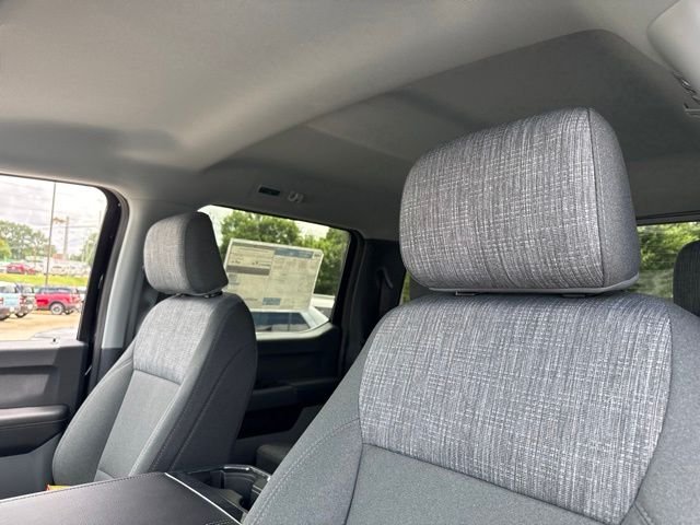 New 2026 Agate Black Metallic Ford XLT image 22