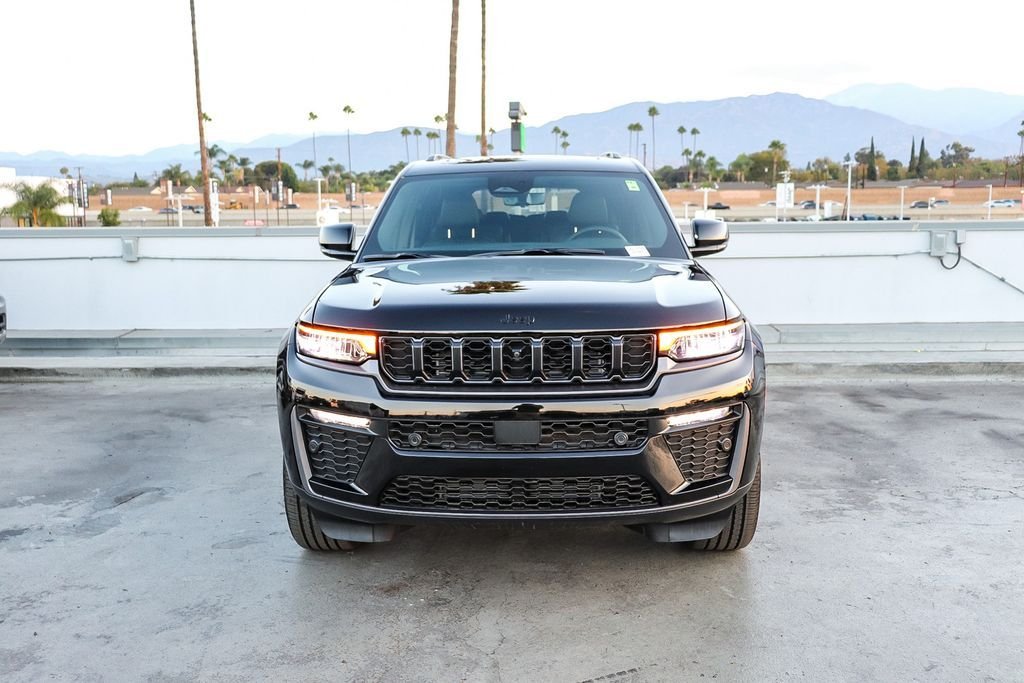 New 2026 Diamond Black Jeep 85th Anniversary Edition image 3