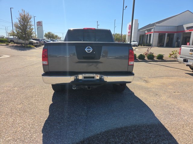 Used 2004  Nissan SE image 2