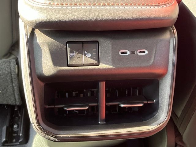 Used 2024 White Dodge R/T image 17