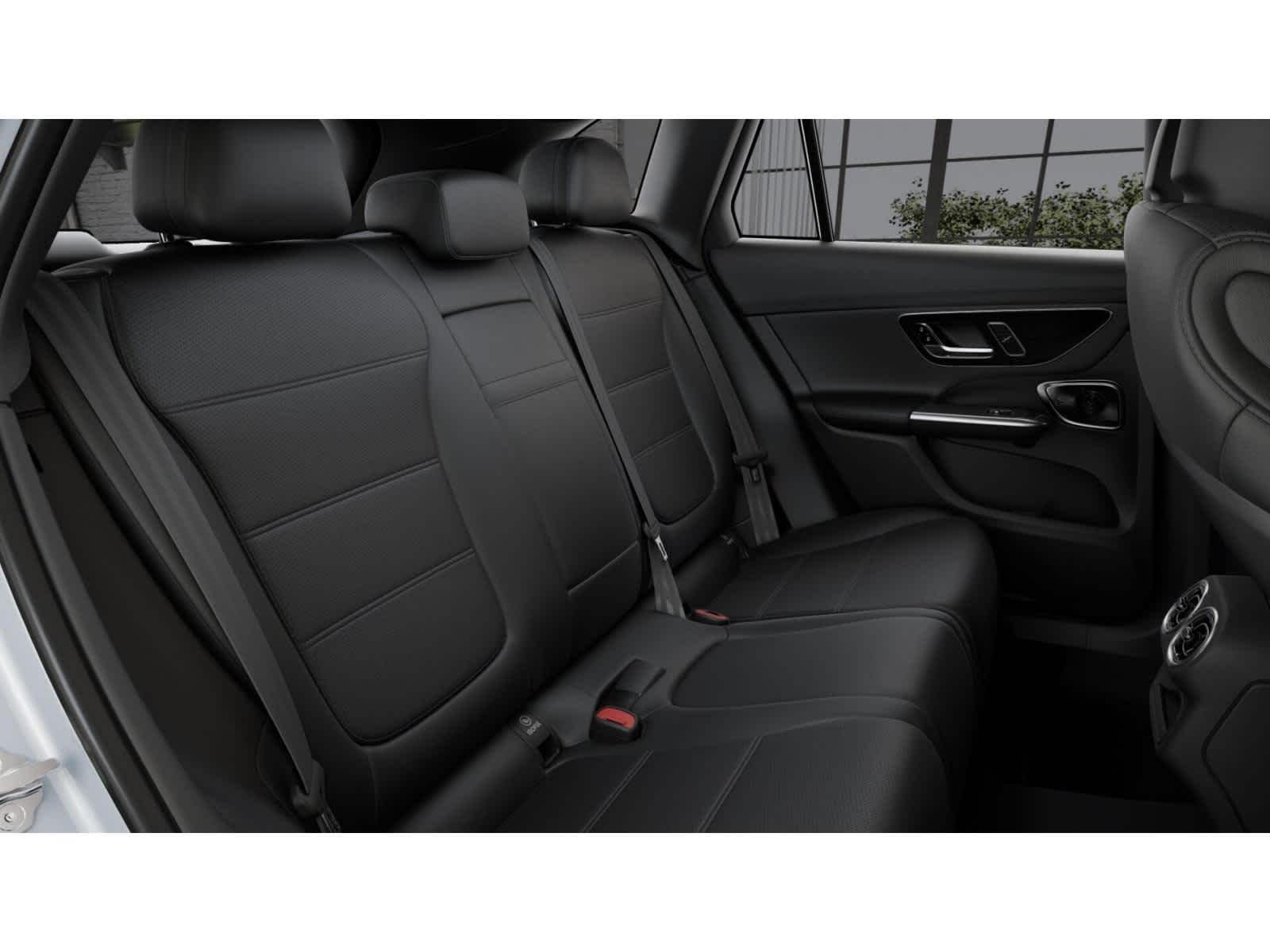 New 2027 MANUFAKTUR Moonlight White Metallic Mercedes-Benz GLC 300 image 5