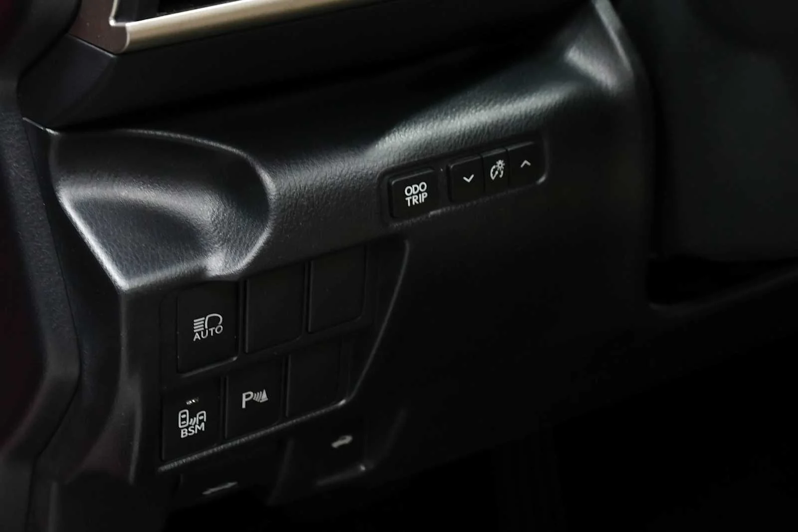 Used 2018 Redline Lexus  image 16
