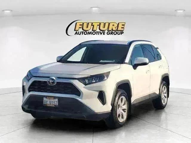 Used 2021 White Toyota LE image 5